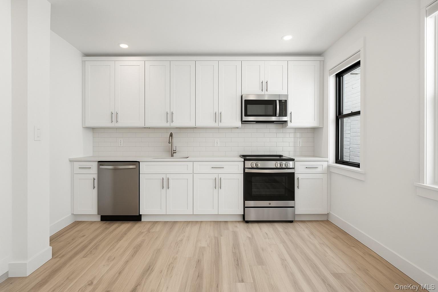 #6 photo, 2122 Boston Post Road, Larchmont , NY 10538