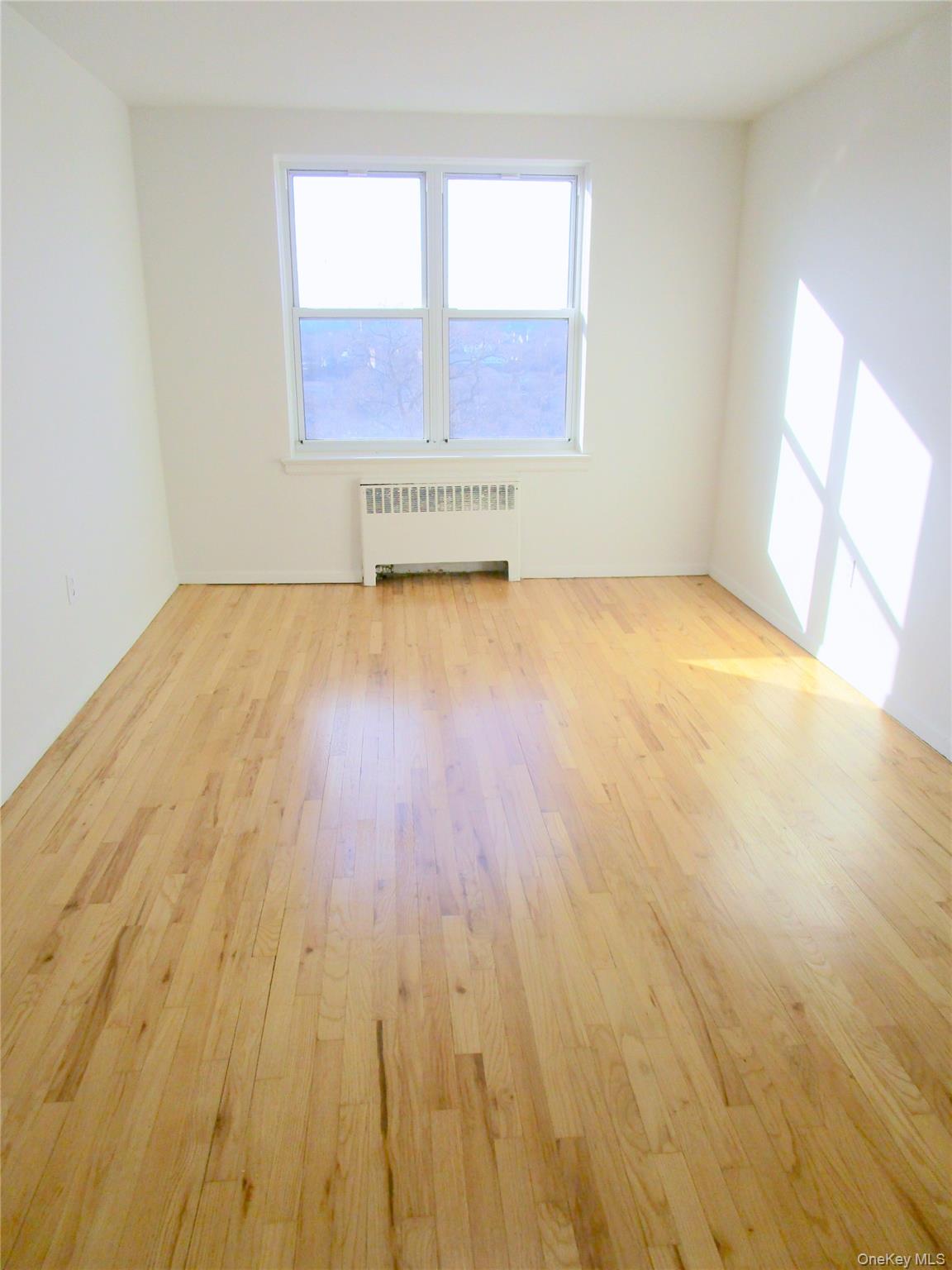 #13 photo, 595 McLean Avenue, Yonkers , NY 10705