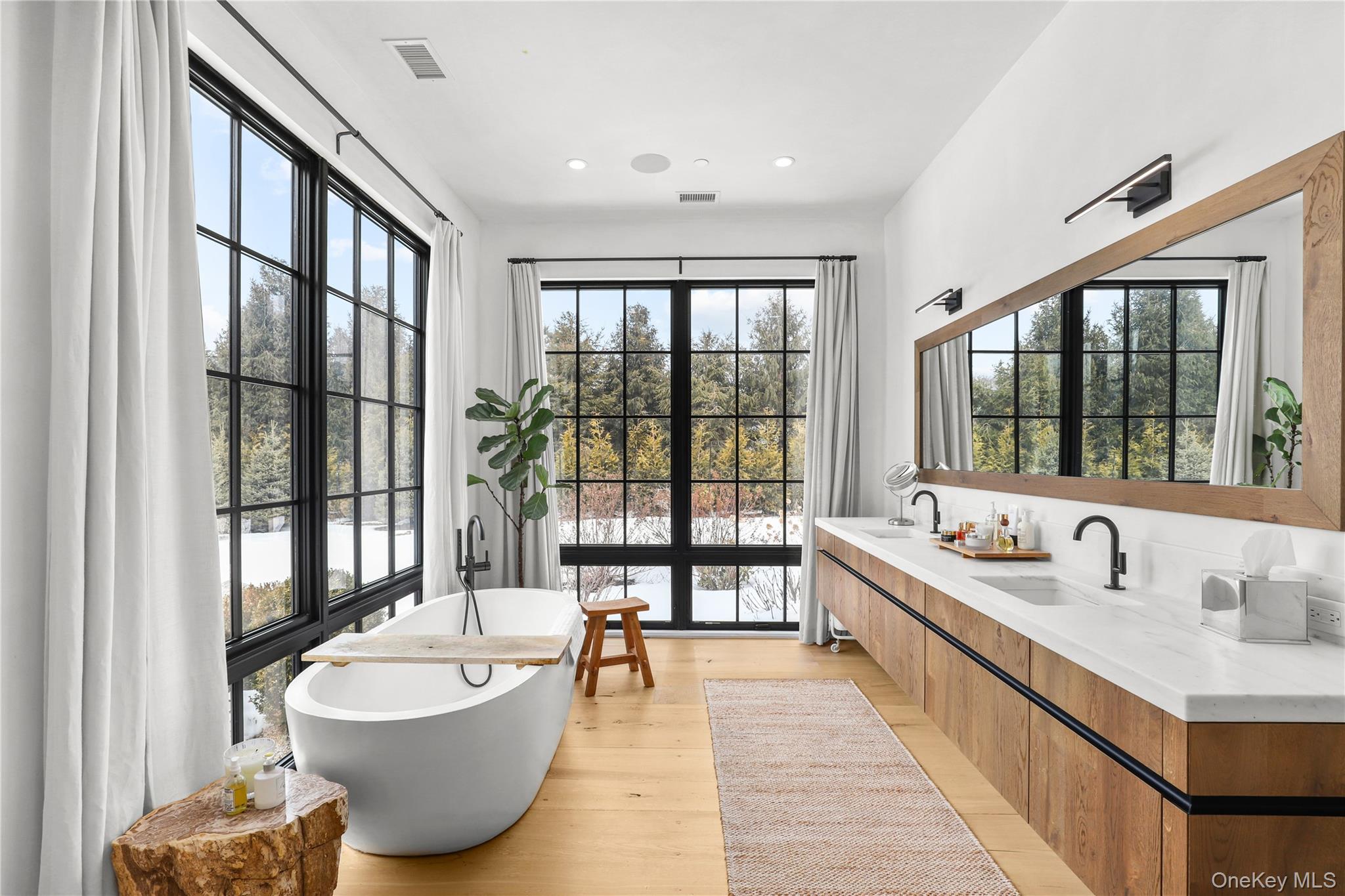 #11 photo, 3031 Purchase Street, 뉴욕주 Purchase , NY 10577