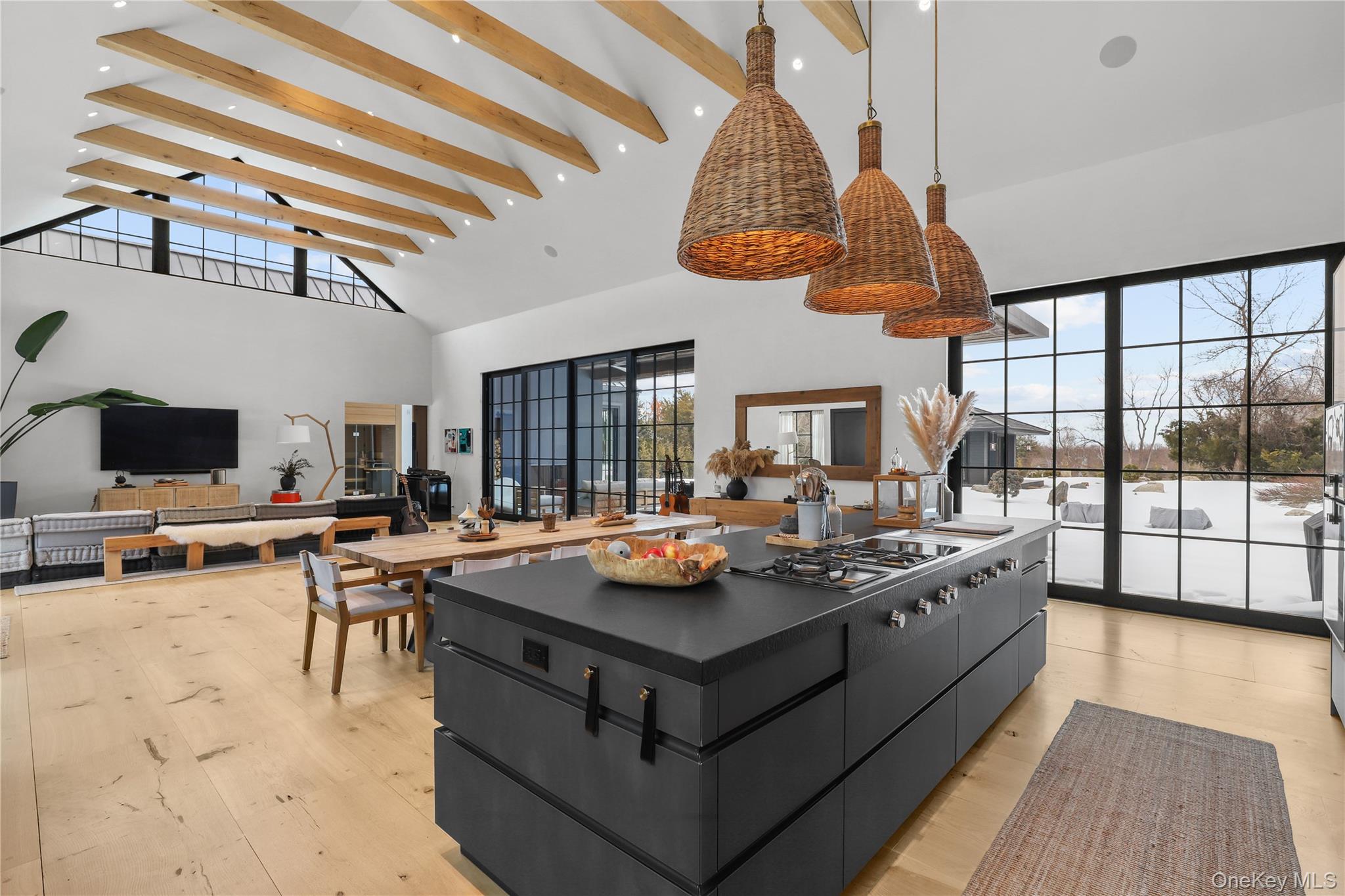 #2 photo, 3031 Purchase Street, 뉴욕주 Purchase , NY 10577