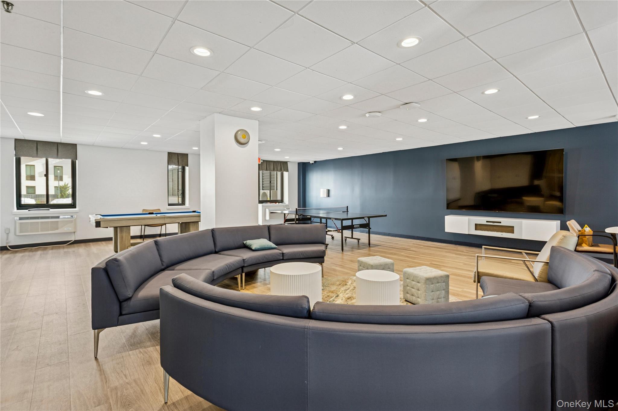 #8 photo, 100 W Broadway, מחוז נסאו Long Beach , NY 11561