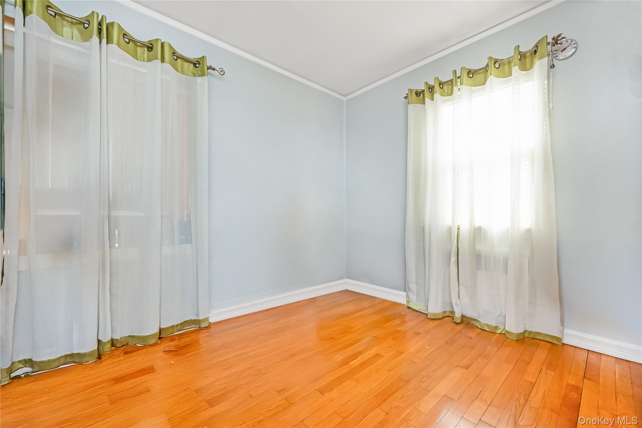 #13 photo, 6722 166th Street, 皇后区 新鲜草原 Fresh Meadows , NY 11365