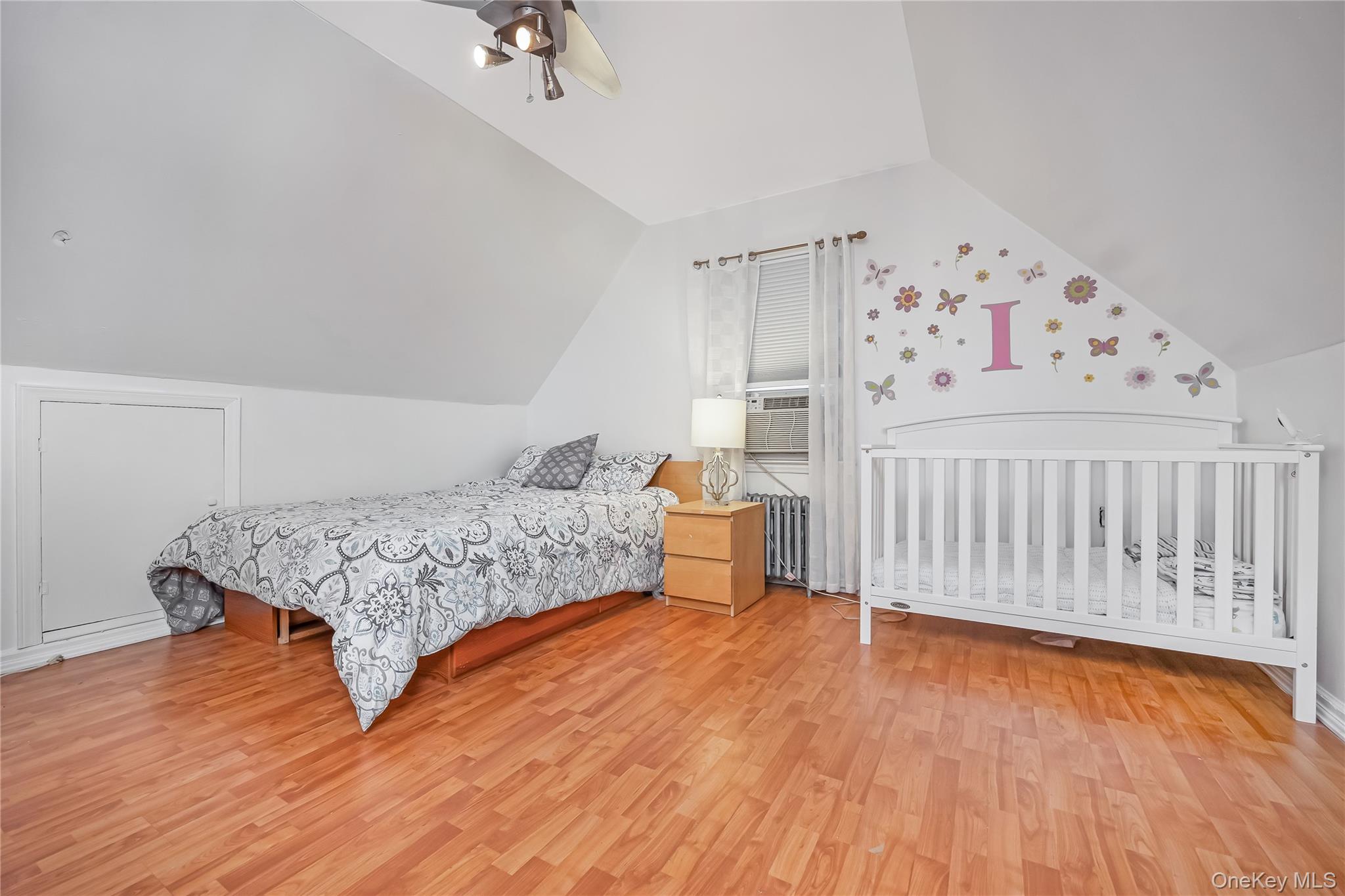 #15 photo, 6722 166th Street, 皇后区 新鲜草原 Fresh Meadows , NY 11365