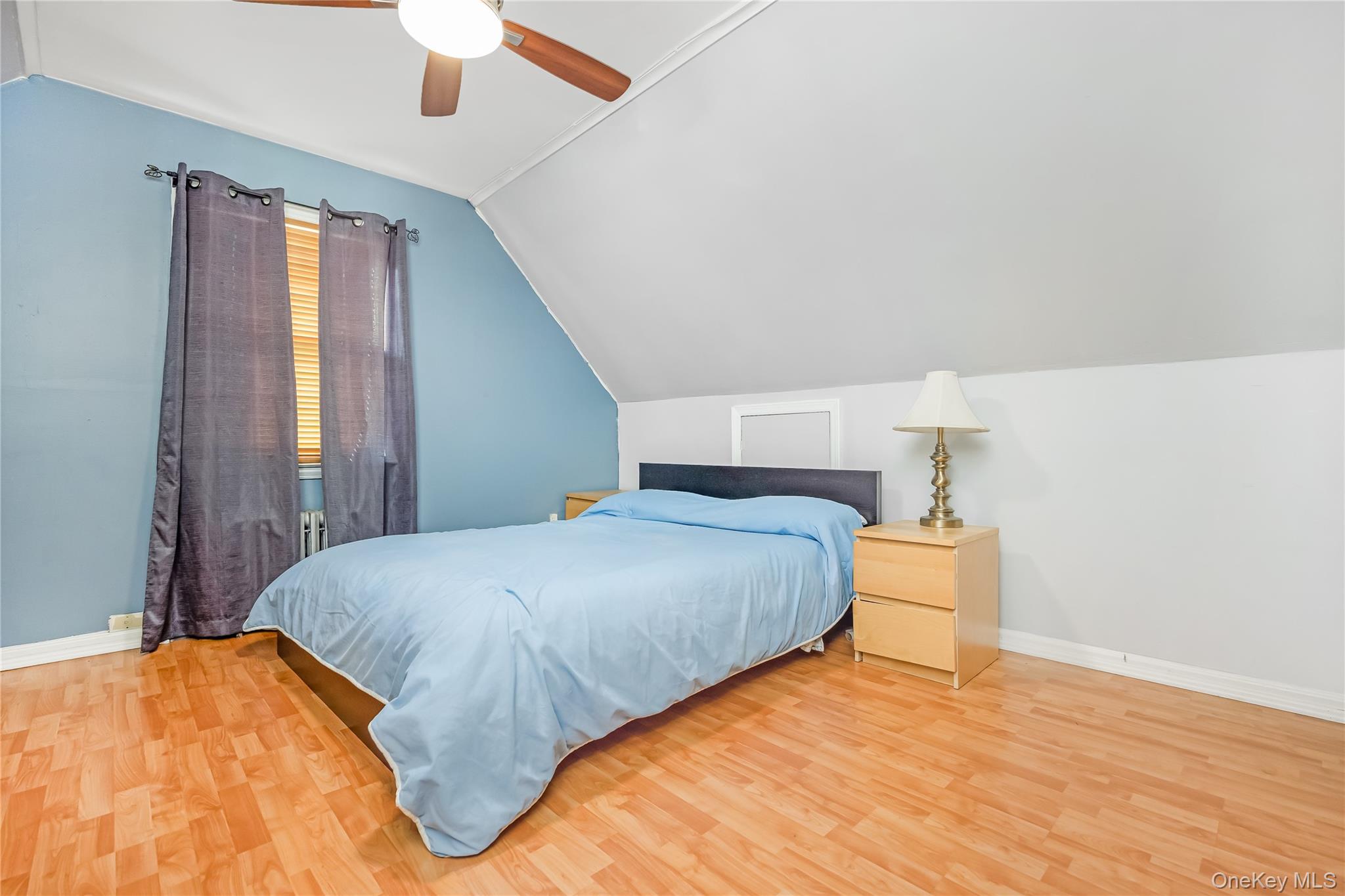 #16 photo, 6722 166th Street, 皇后区 新鲜草原 Fresh Meadows , NY 11365