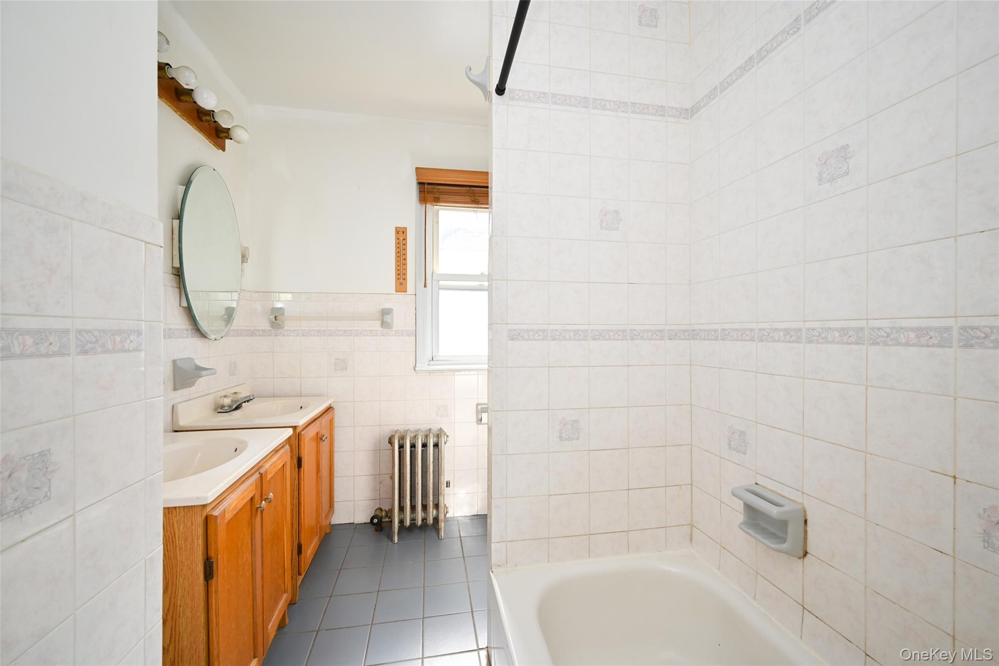 #14 photo, 107-24 165th Street, Jamaica , NY 11433