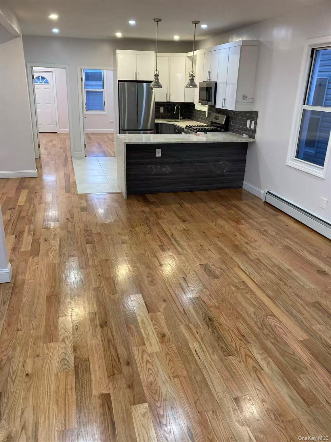 #3 photo, 78-38 83RD Street, 뉴욕퀸즈 Glendale , NY 11385