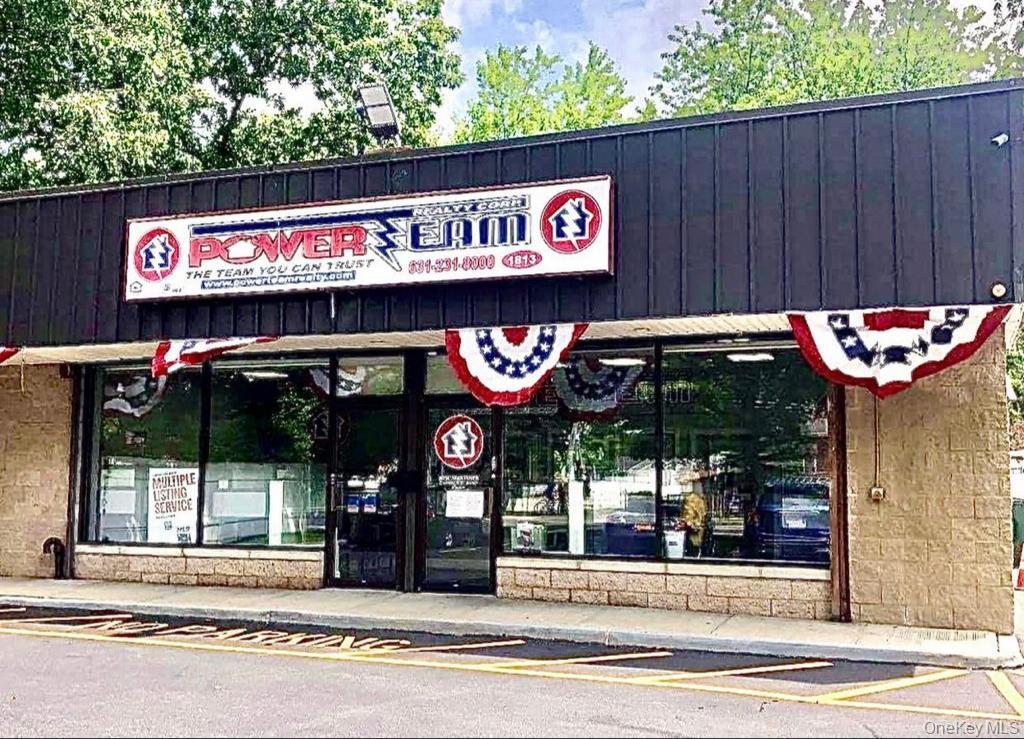 #1 photo, 1813 5th Avenue, Bay Shore , NY 11706