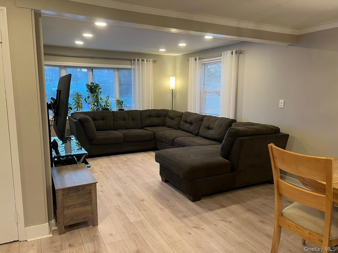 #10 photo, 25 Wood Avenue, Patchogue , NY 11772