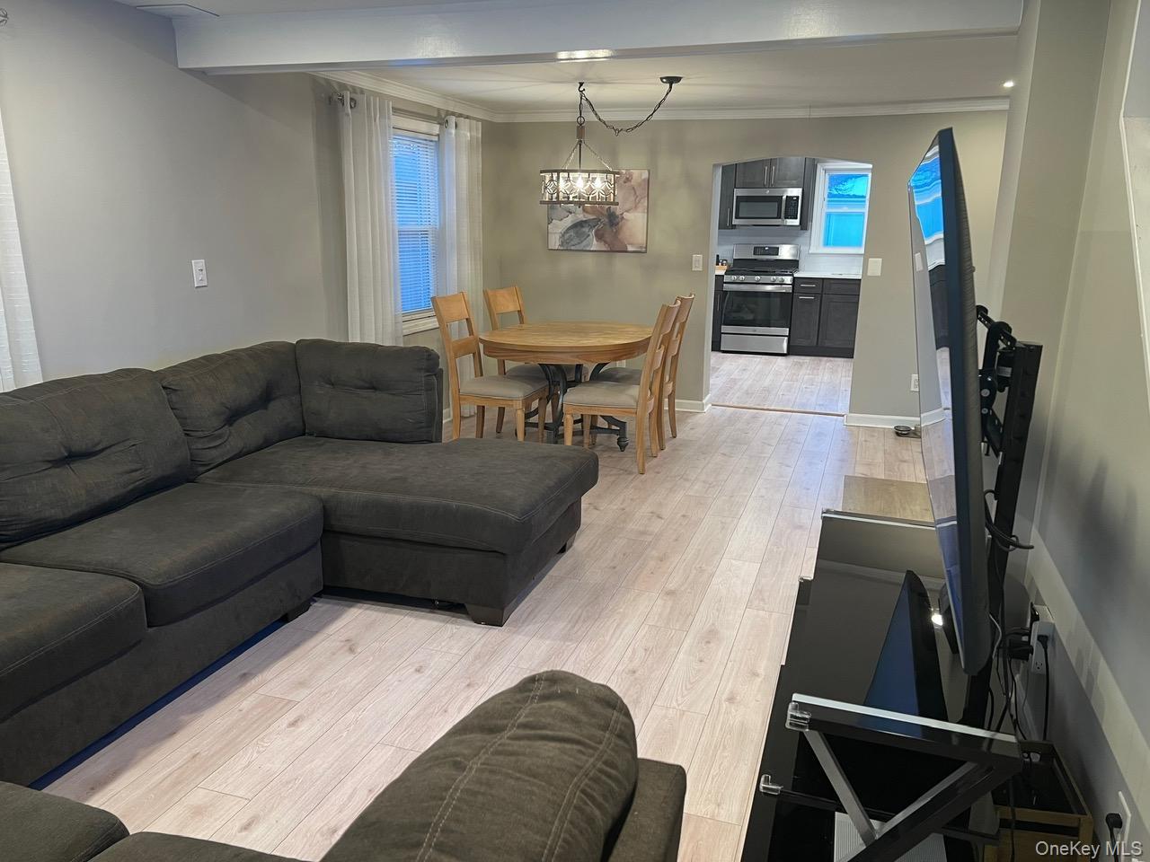 #8 photo, 25 Wood Avenue, Patchogue , NY 11772