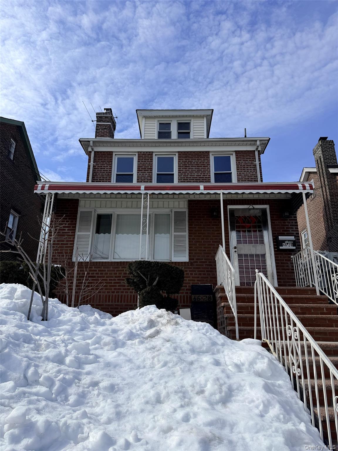 #1 photo, 4628 Utopia Parkway, Куинс ‖ Flushing , NY 11358