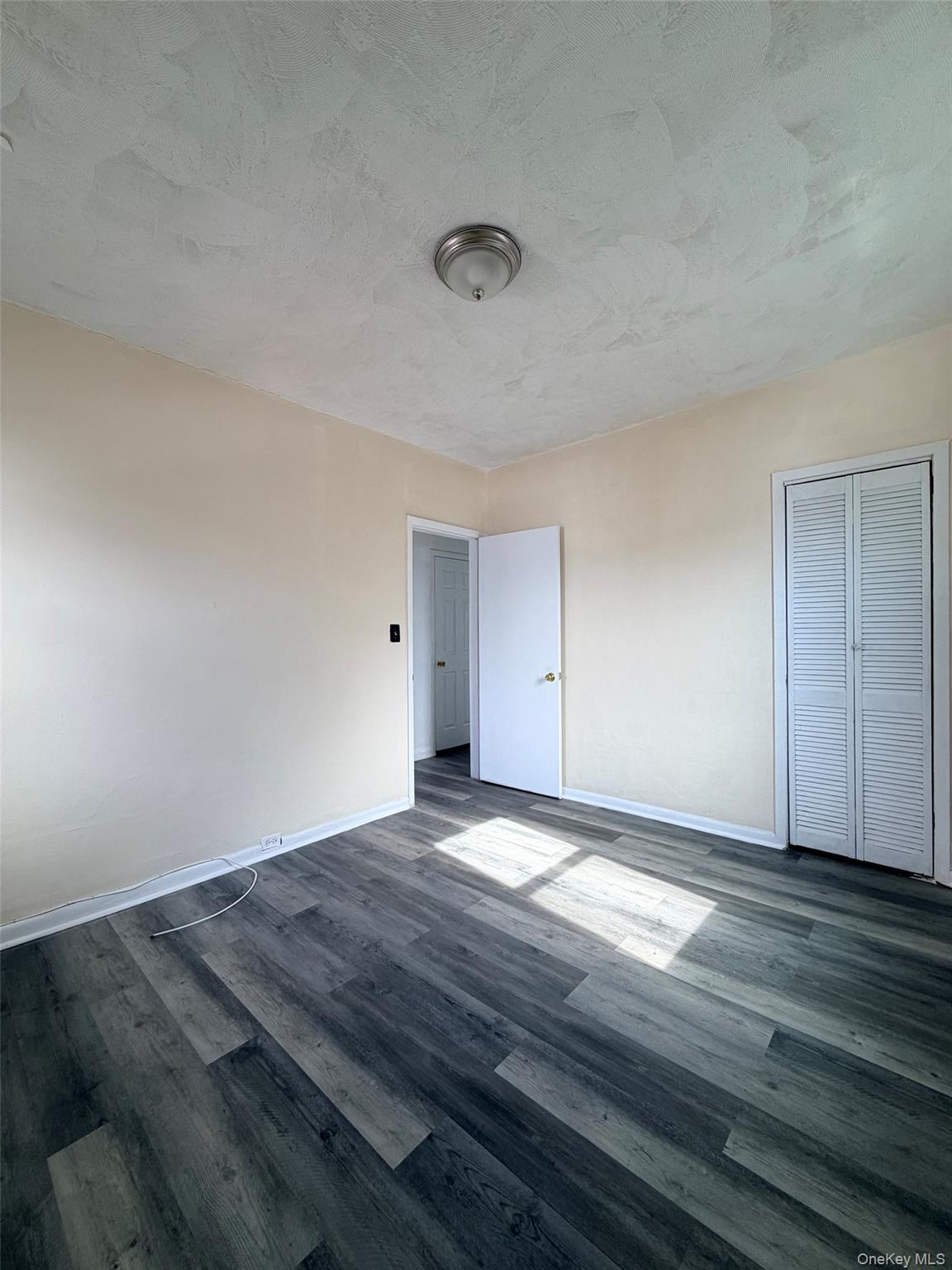 #6 photo, 4628 Utopia Parkway, Куинс ‖ Flushing , NY 11358