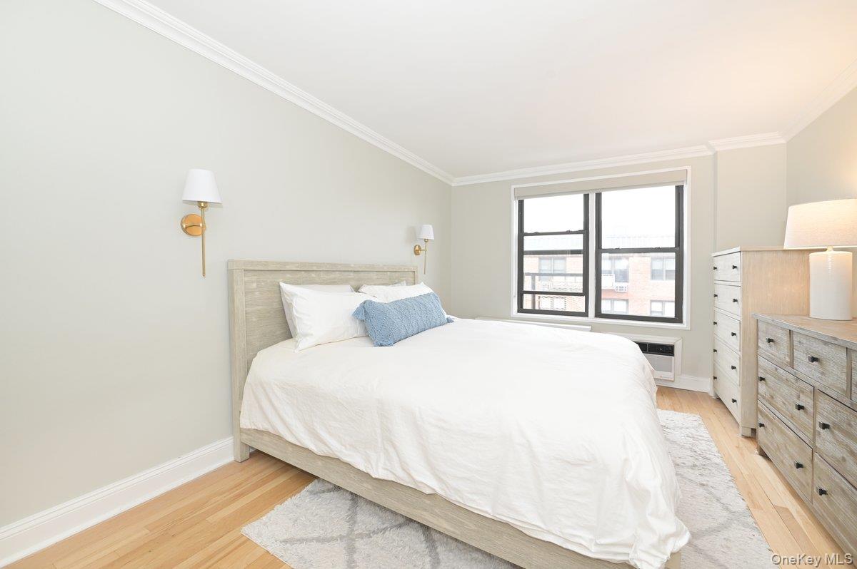 #13 photo, 5 Birchwood Court, Mineola , NY 11501