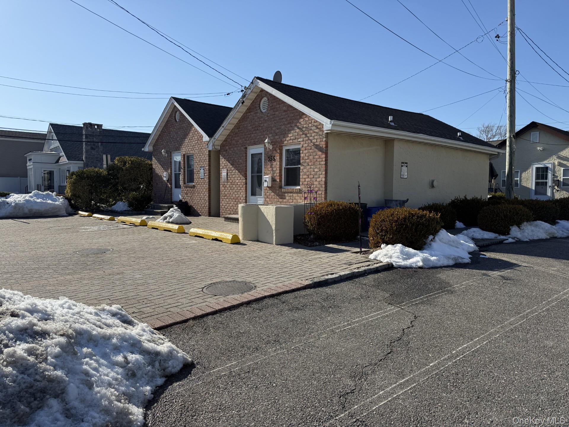 #10 photo, 355 Bayville Avenue, Bayville , NY 11709