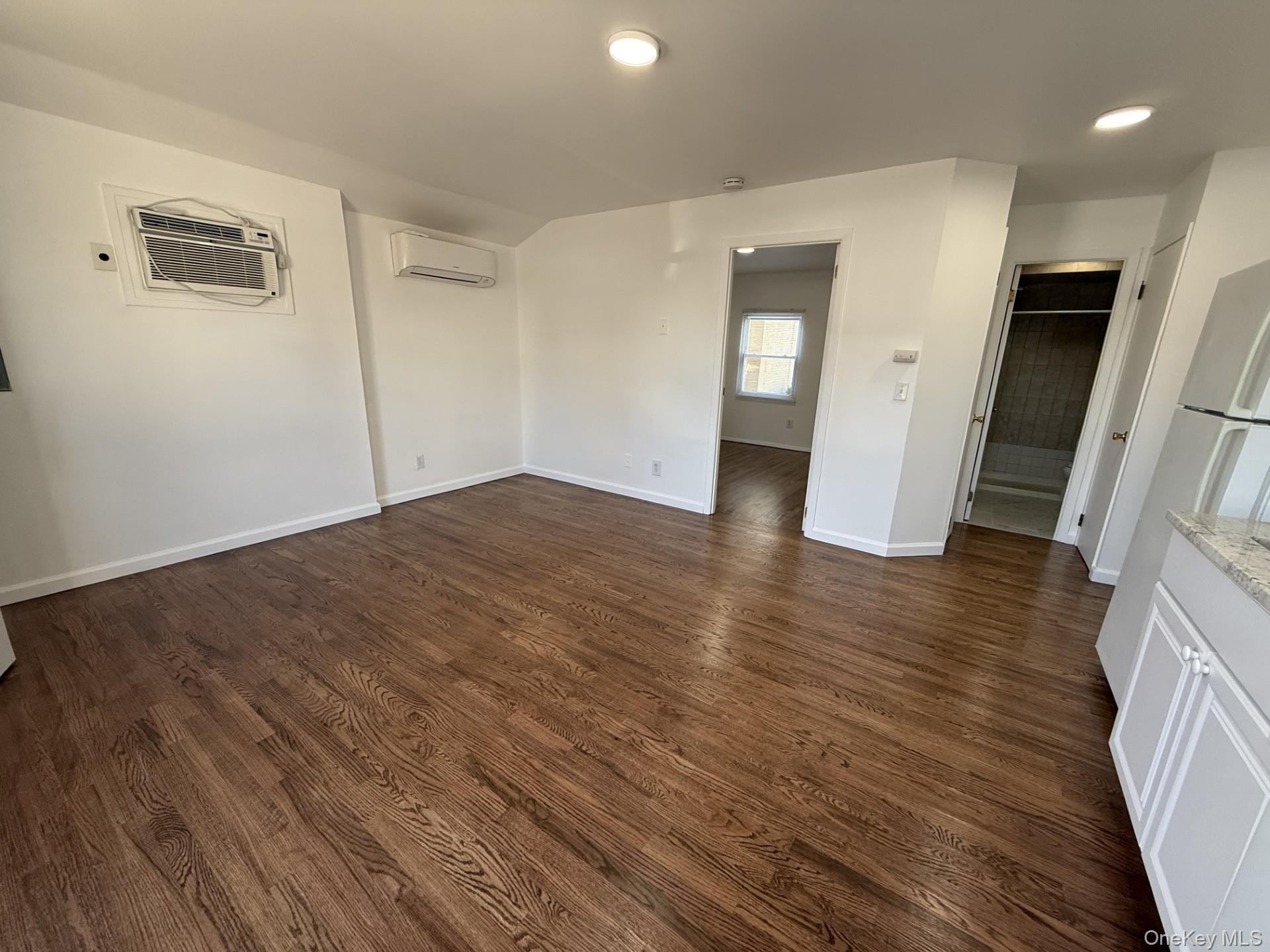 #2 photo, 355 Bayville Avenue, Bayville , NY 11709