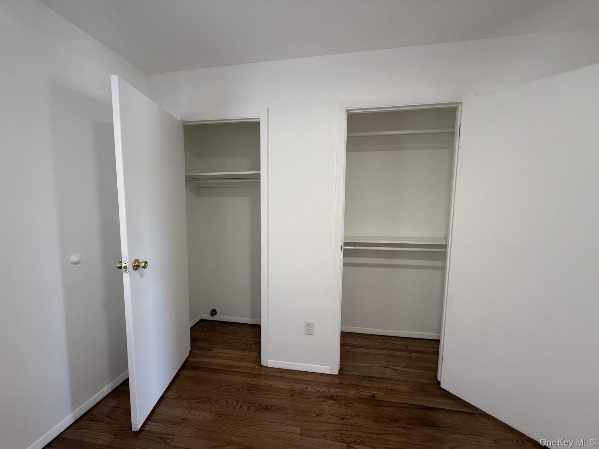 #6 photo, 355 Bayville Avenue, Bayville , NY 11709