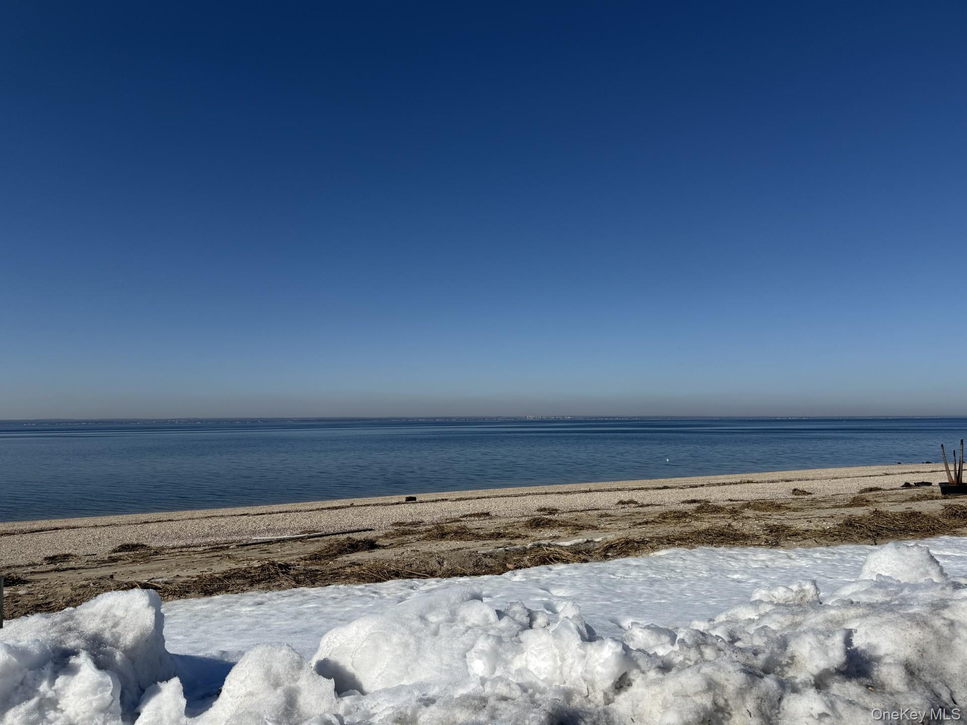 #9 photo, 355 Bayville Avenue, Bayville , NY 11709