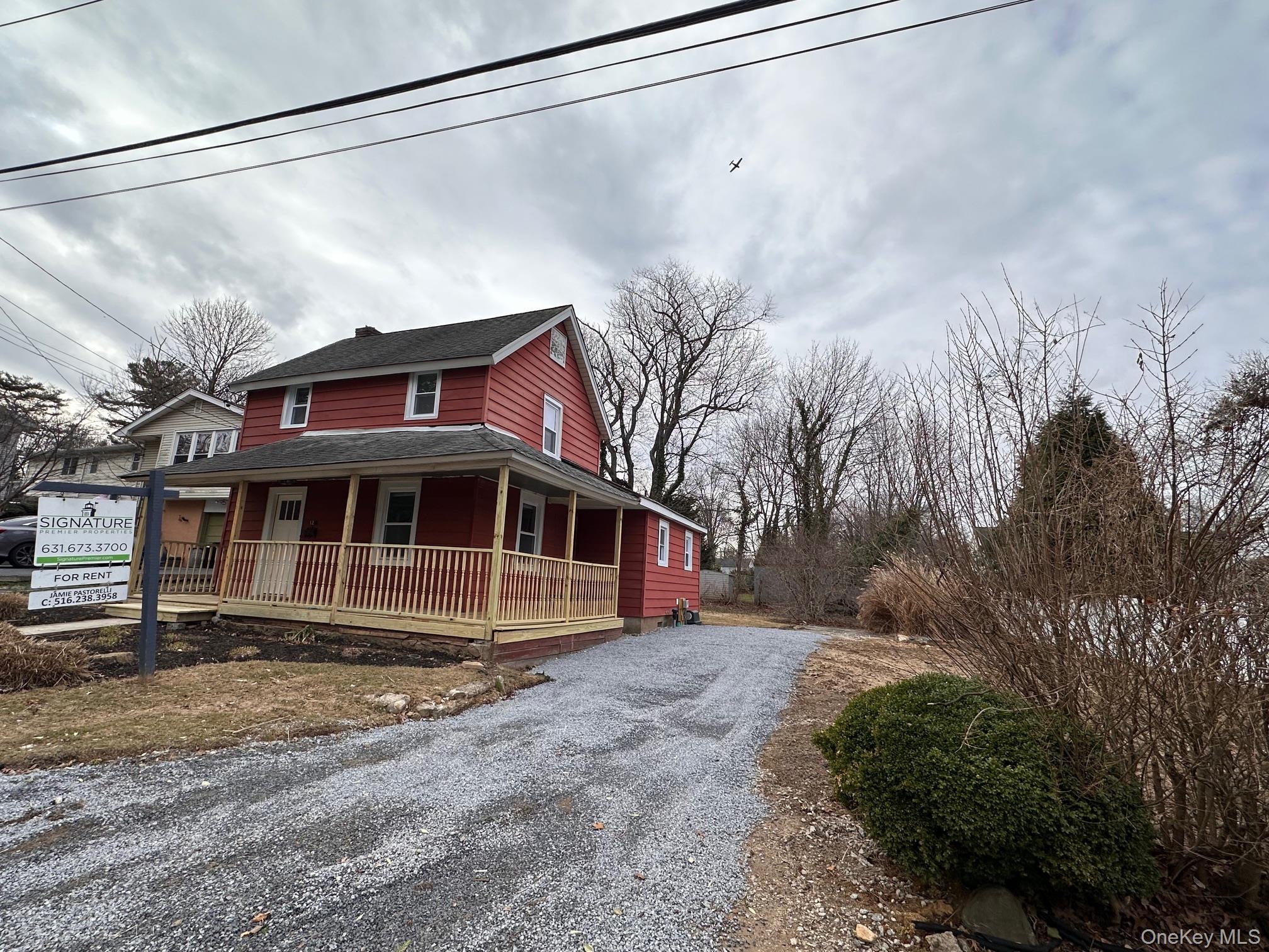 #16 photo, 12 Canyon Street, Huntington , NY 11743