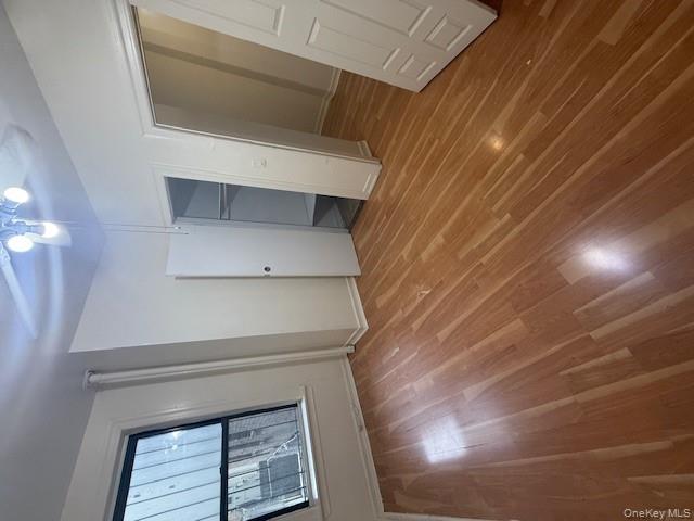 #7 photo, 2116 Honeywell Avenue, Bronx , NY 10460