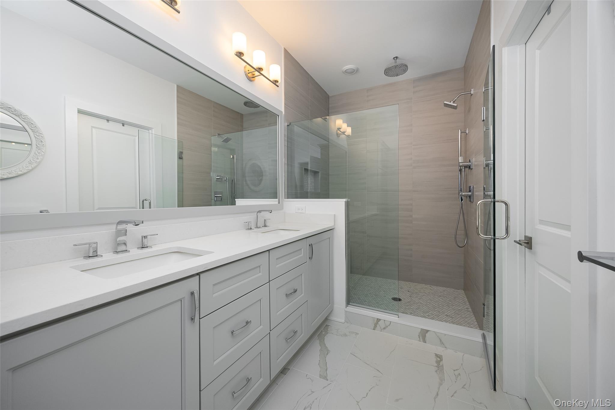 #13 photo, 247 Superior Court, Wappingers Falls , NY 12590