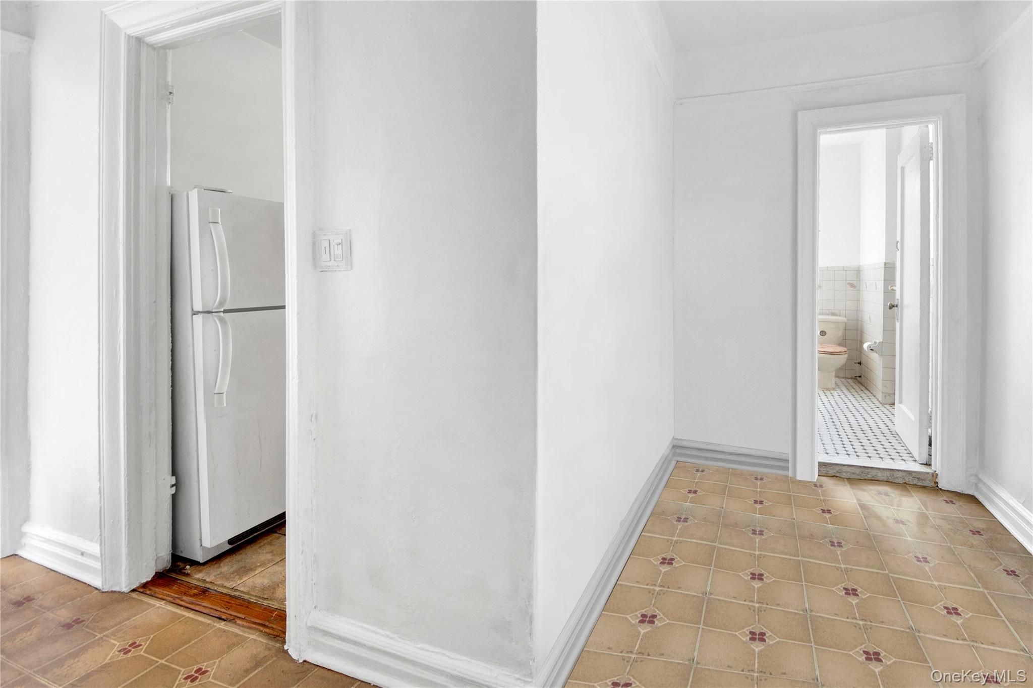 #5 photo, 823 E 147th Street, Bronx , NY 10455