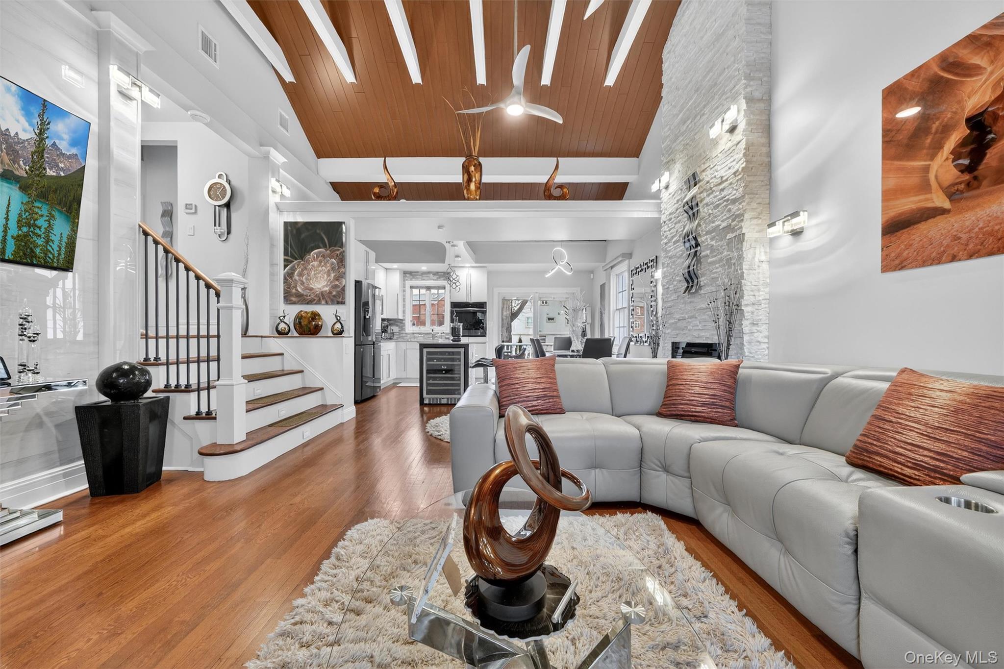 #7 photo, 3377 Agar Place, Бронкс ‖ Bronx , NY 10465