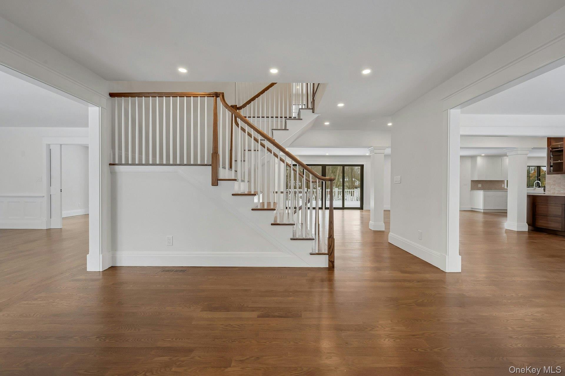 #10 photo, 32 Sycamore Road, Scarsdale , NY 10583