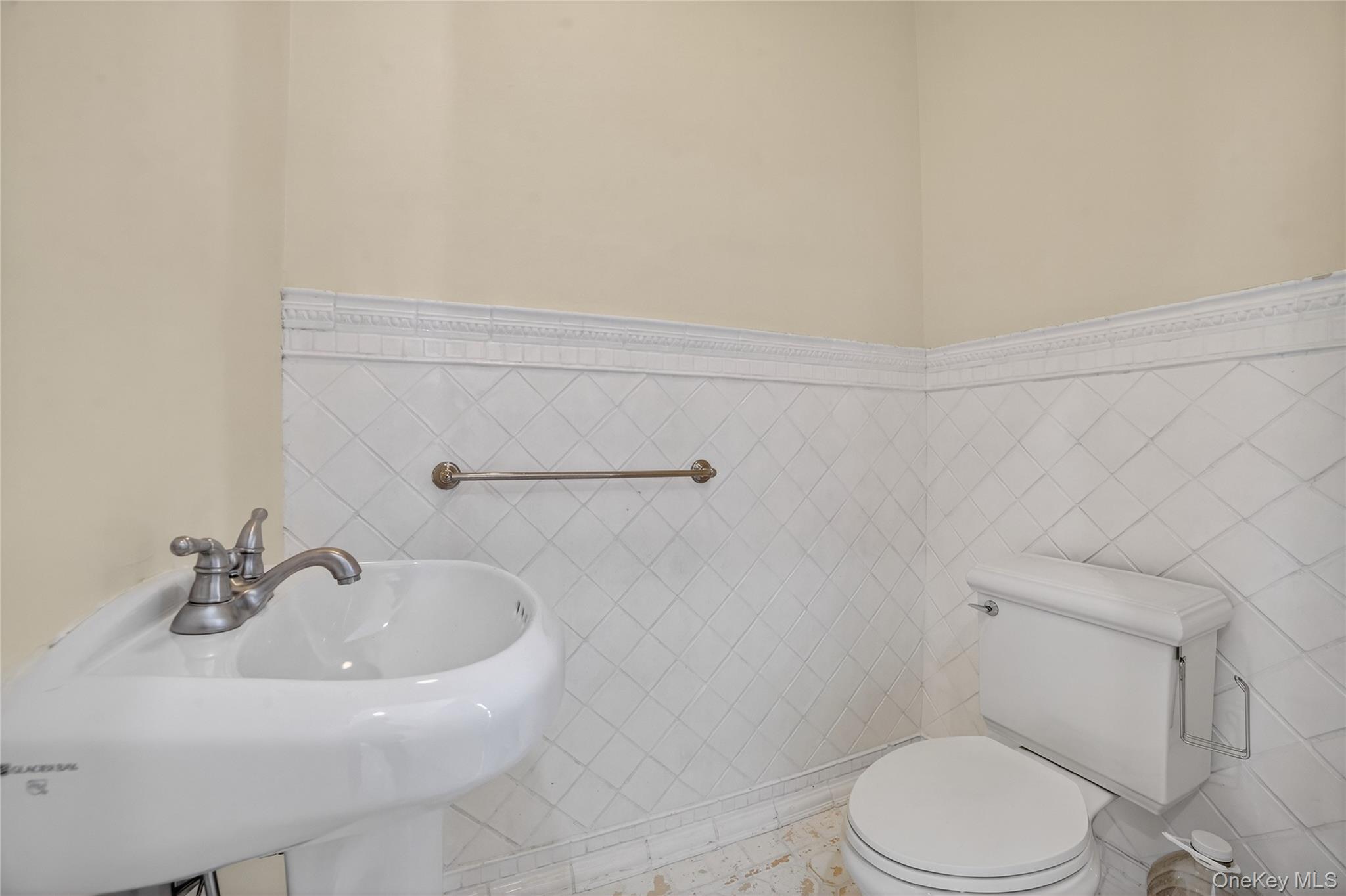 #16 photo, 470 Main Street, Armonk , NY 10504