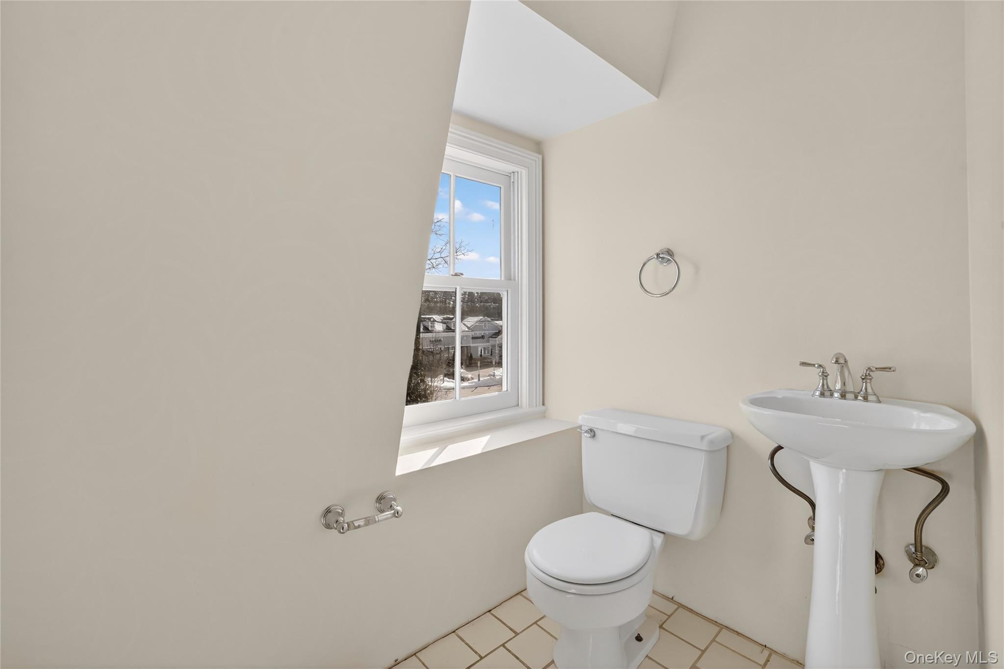 #20 photo, 470 Main Street, Armonk , NY 10504