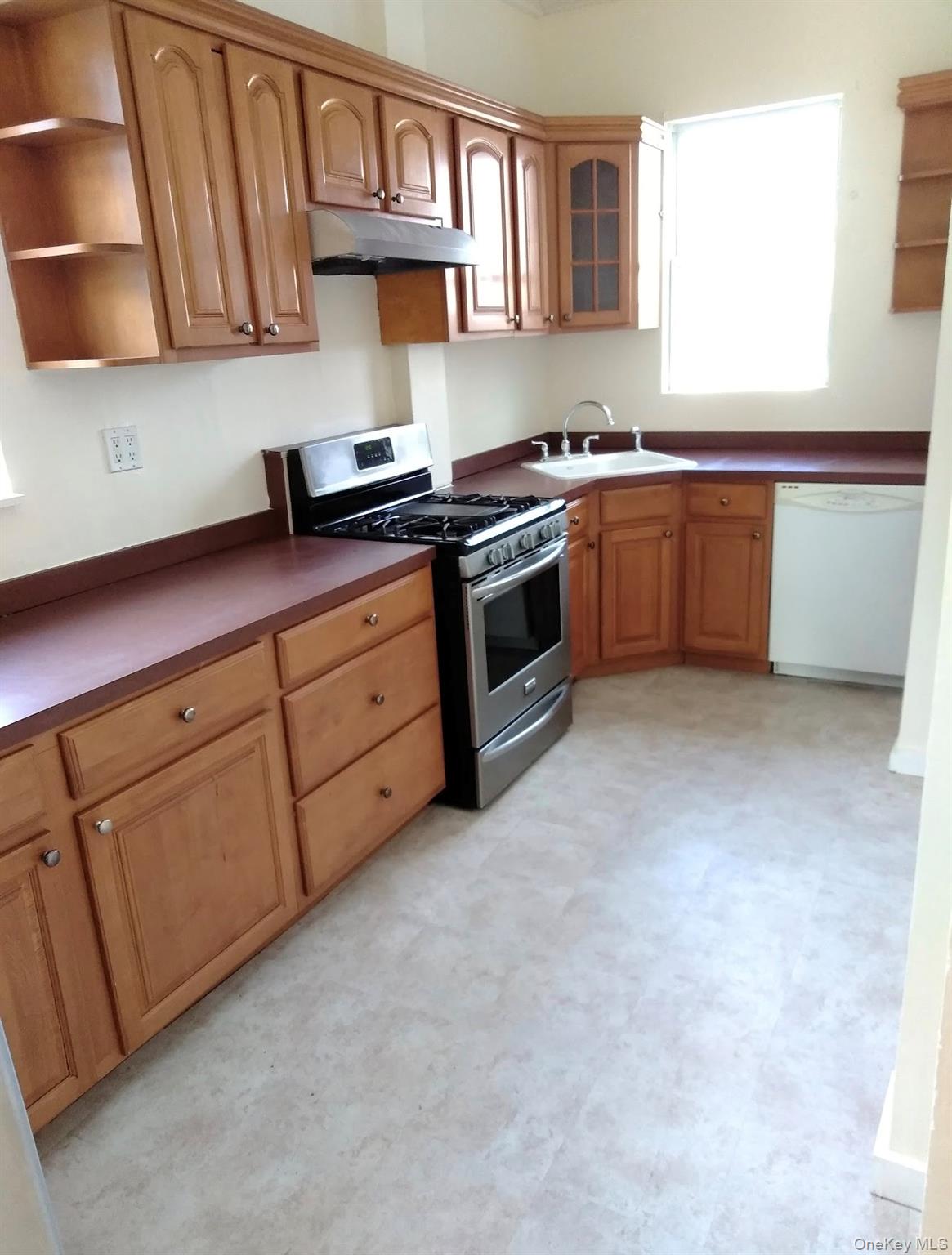 #18 photo, 1718 Edison Avenue, 브롱크스 Bronx , NY 10461