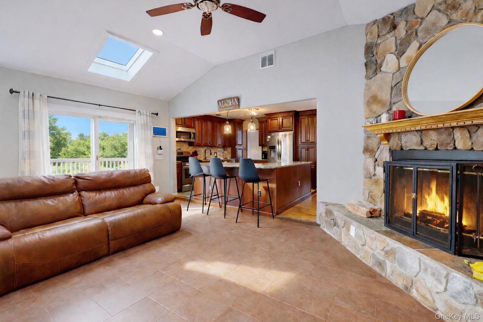 #19 photo, 44 Roe Avenue, 纽约州 Cornwall On Hudson , NY 12520