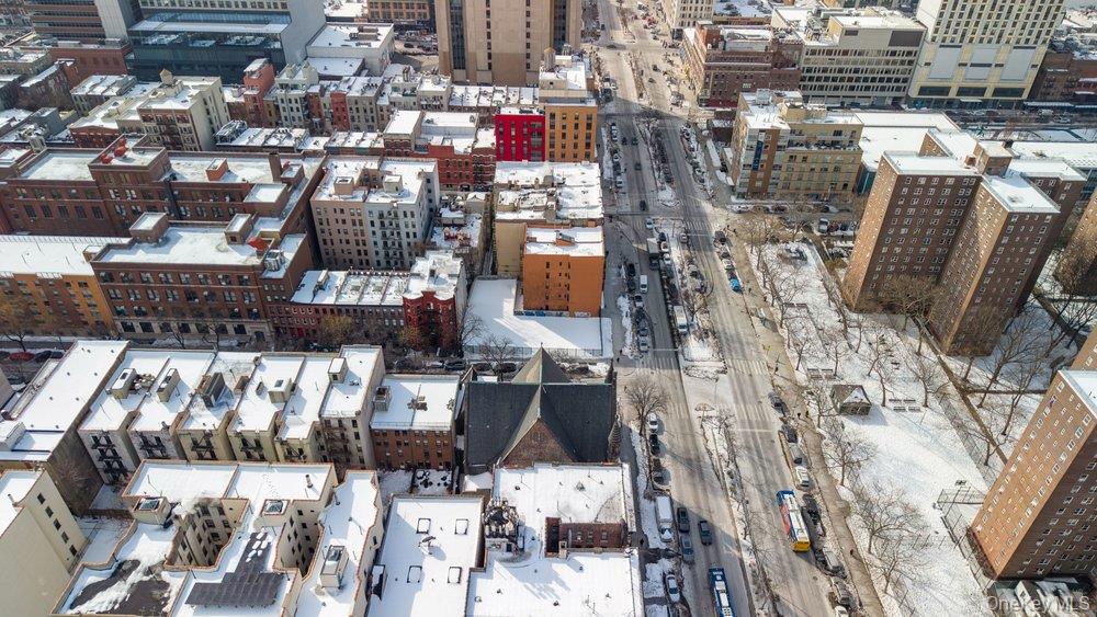 #9 photo, 166 W 128th Street, New York (Manhattan) , NY 10027