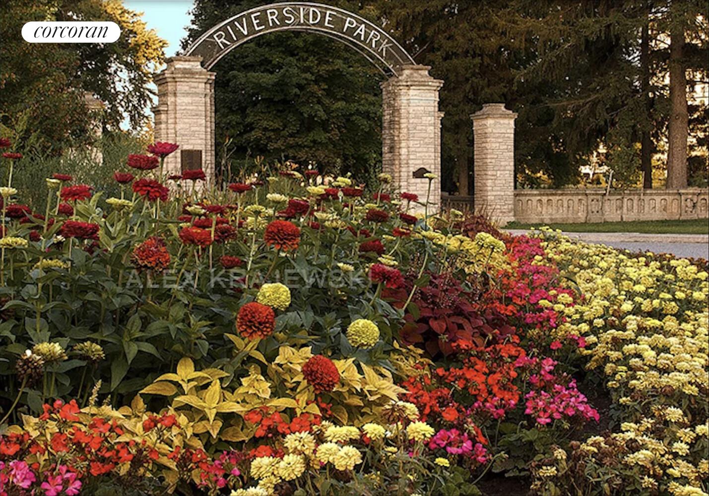 #20 photo, New York City, Upper West Side , NY 10023