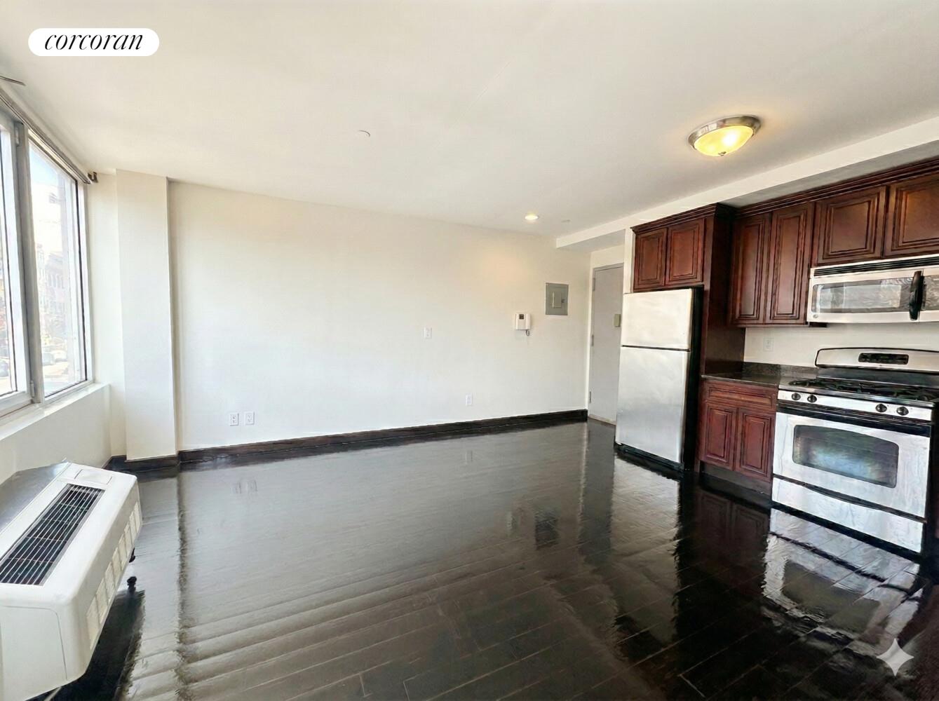 #2 photo, 508 HUMBOLDT Street, 브루클린 Williamsburg , NY 11222