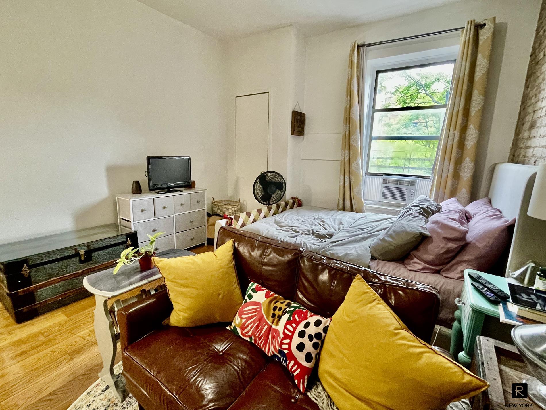 #2 photo, New York City, West Harlem , NY 10030