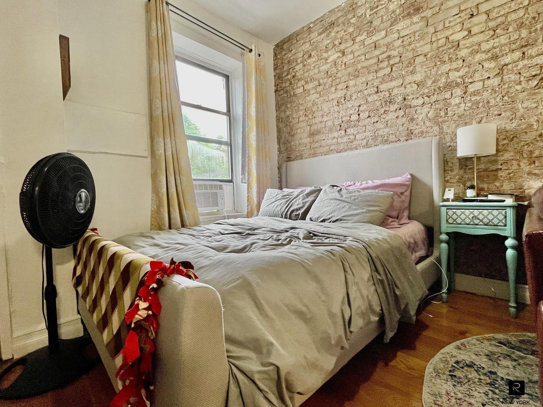 #4 photo, New York City, West Harlem , NY 10030