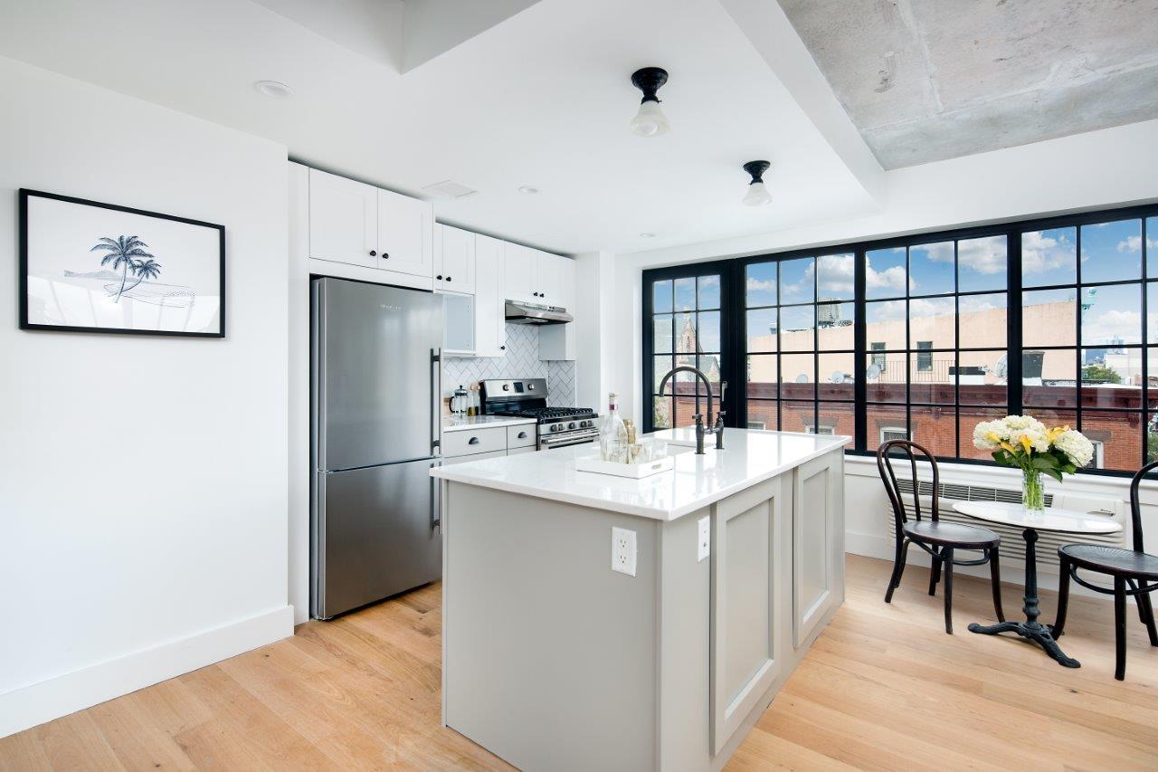 #4 photo, 774 GRAND Street, Williamsburg , NY 11211