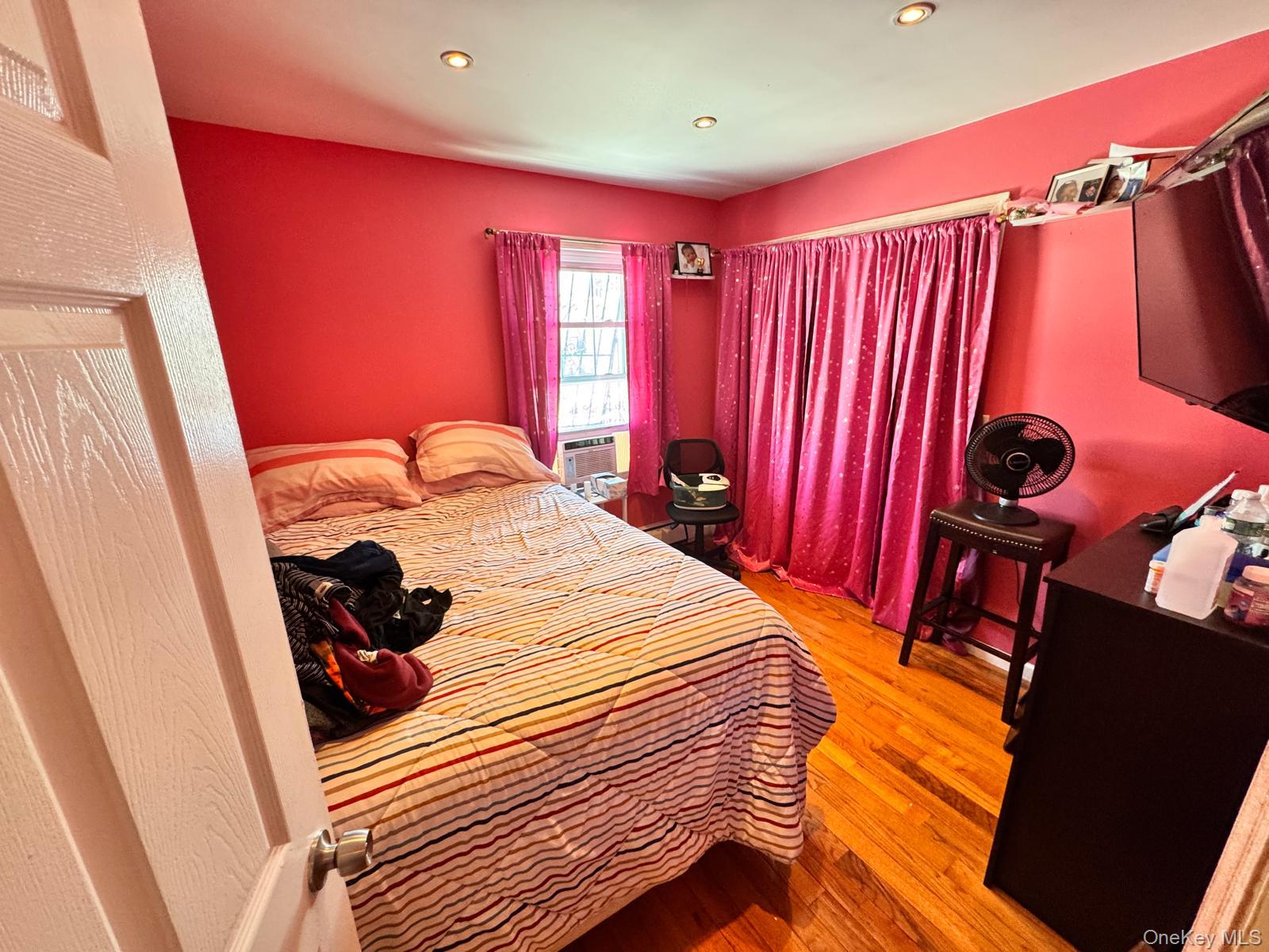 #16 photo, 2885 W 23rd Street, Brooklyn , NY 11224