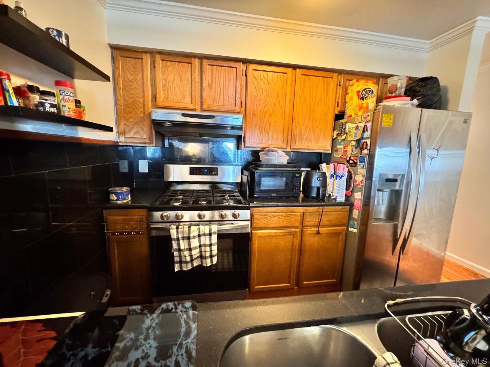 #8 photo, 2885 W 23rd Street, Brooklyn , NY 11224