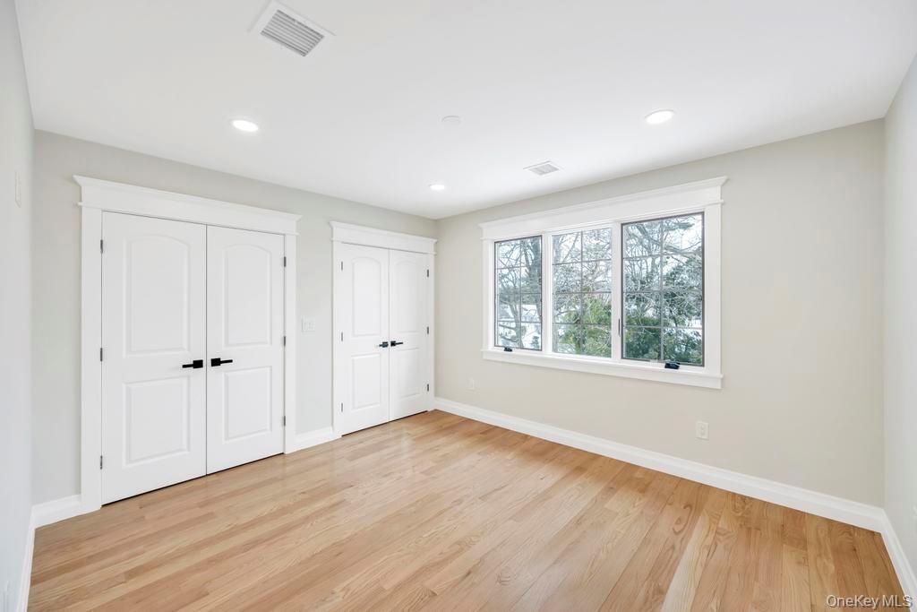 #12 photo, 351 Concord Avenue, East Meadow , NY 11554