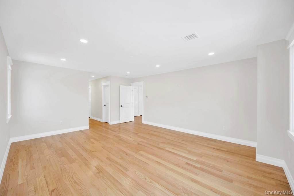 #15 photo, 351 Concord Avenue, East Meadow , NY 11554