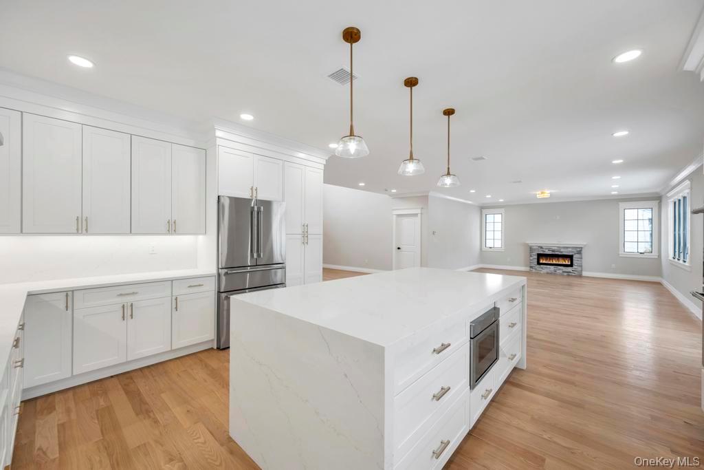 #7 photo, 351 Concord Avenue, East Meadow , NY 11554