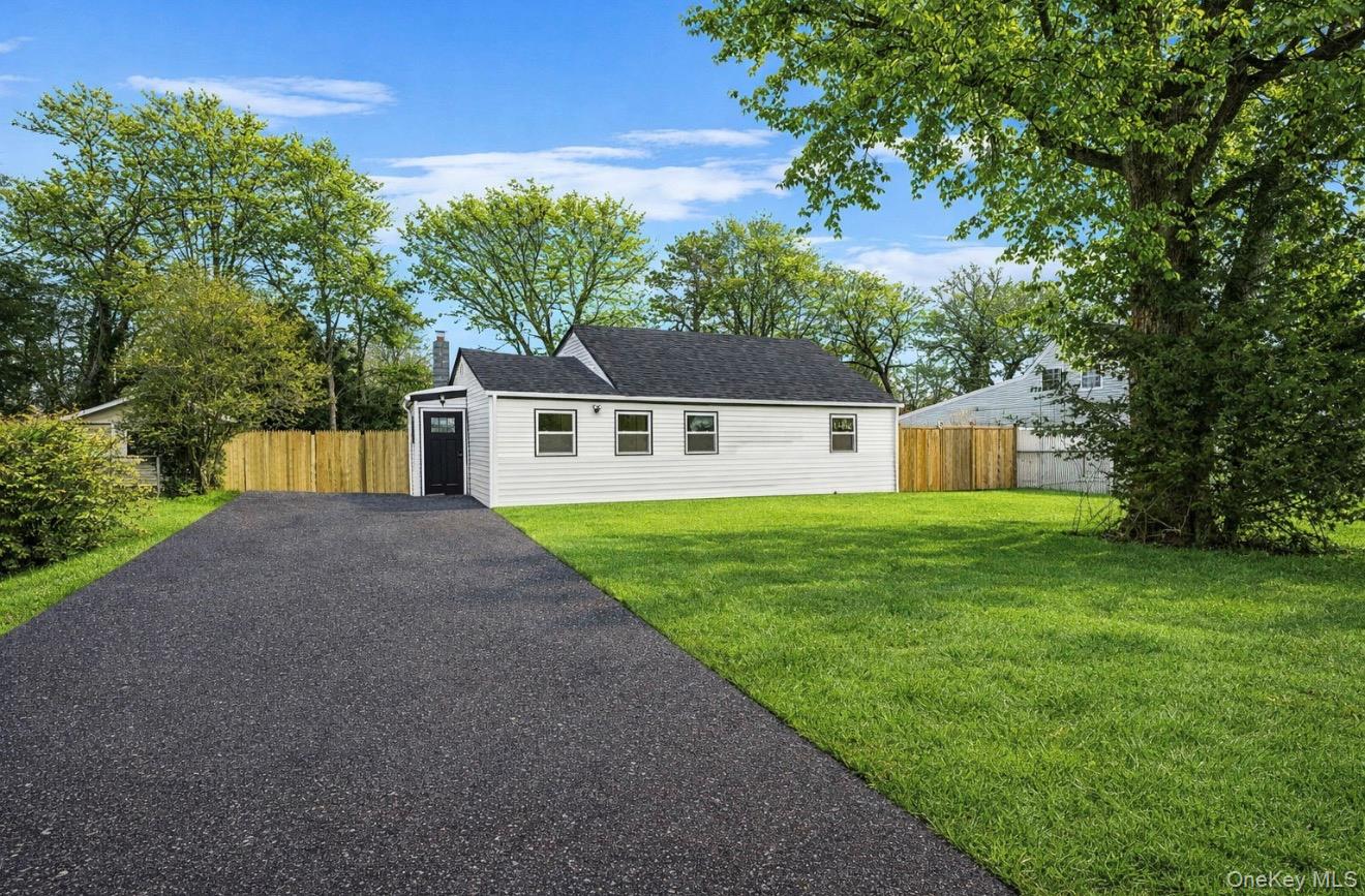 #1 photo, 10 Linda ln, Central Islip , NY 11722