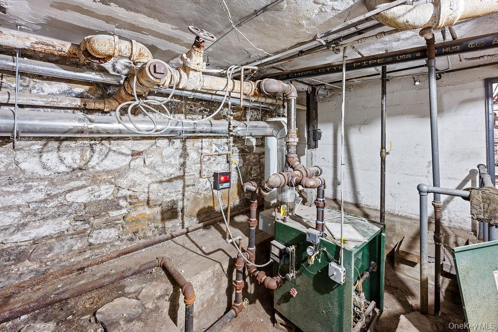 #14 photo, 897 Park Place, Brooklyn , NY 11216