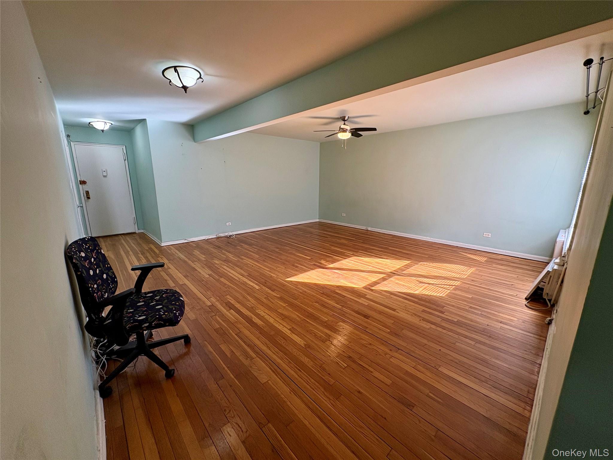 #4 photo, 22424 Union Turnpike, Oakland Gardens , NY 11364