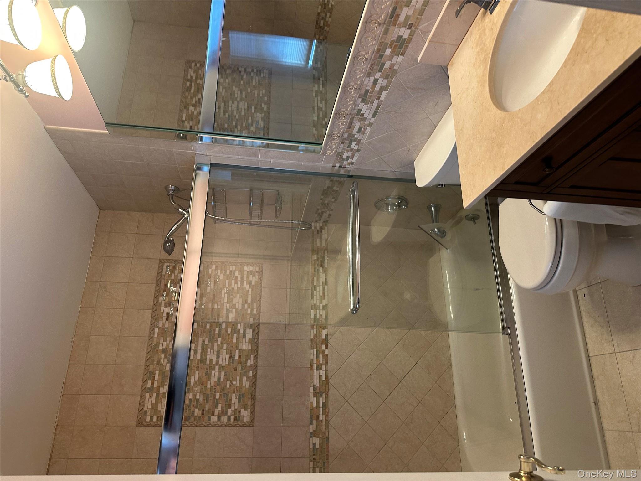 #10 photo, 17 Lee Avenue, Rockville Centre , NY 11570