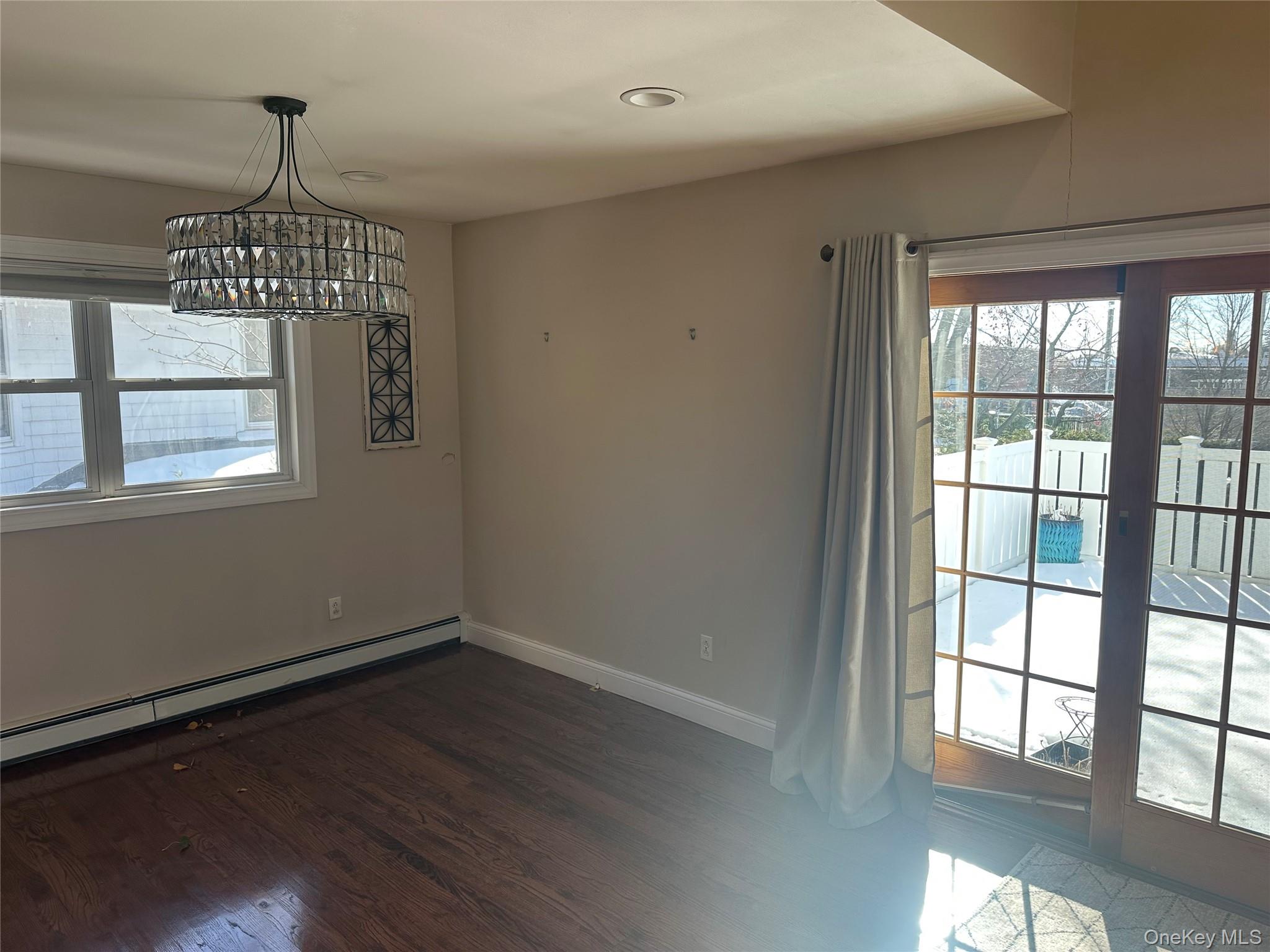 #7 photo, 17 Lee Avenue, Rockville Centre , NY 11570