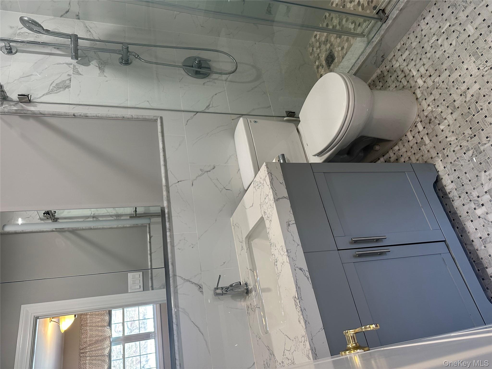 #9 photo, 17 Lee Avenue, Rockville Centre , NY 11570