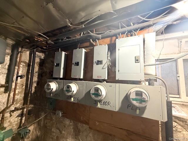 #8 photo, 686 Fairview Avenue, Ridgewood , NY 11385