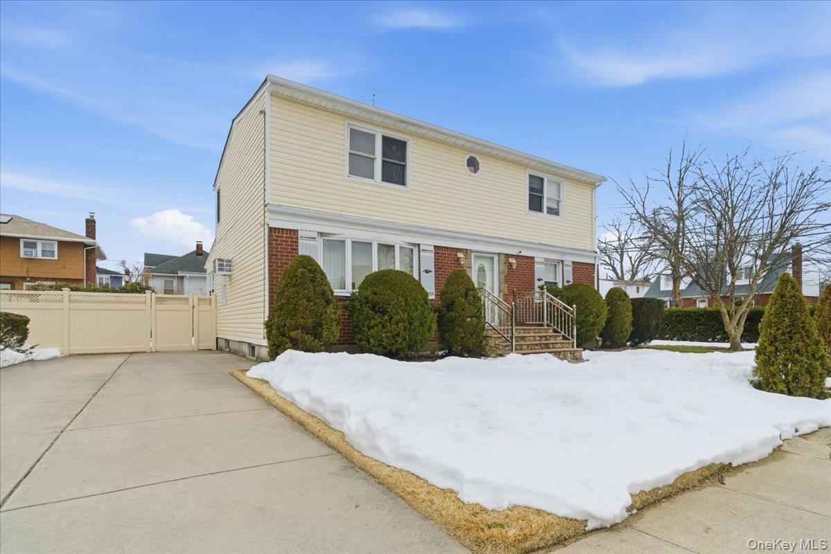 #4 photo, 1377 D Street, Elmont , NY 11003