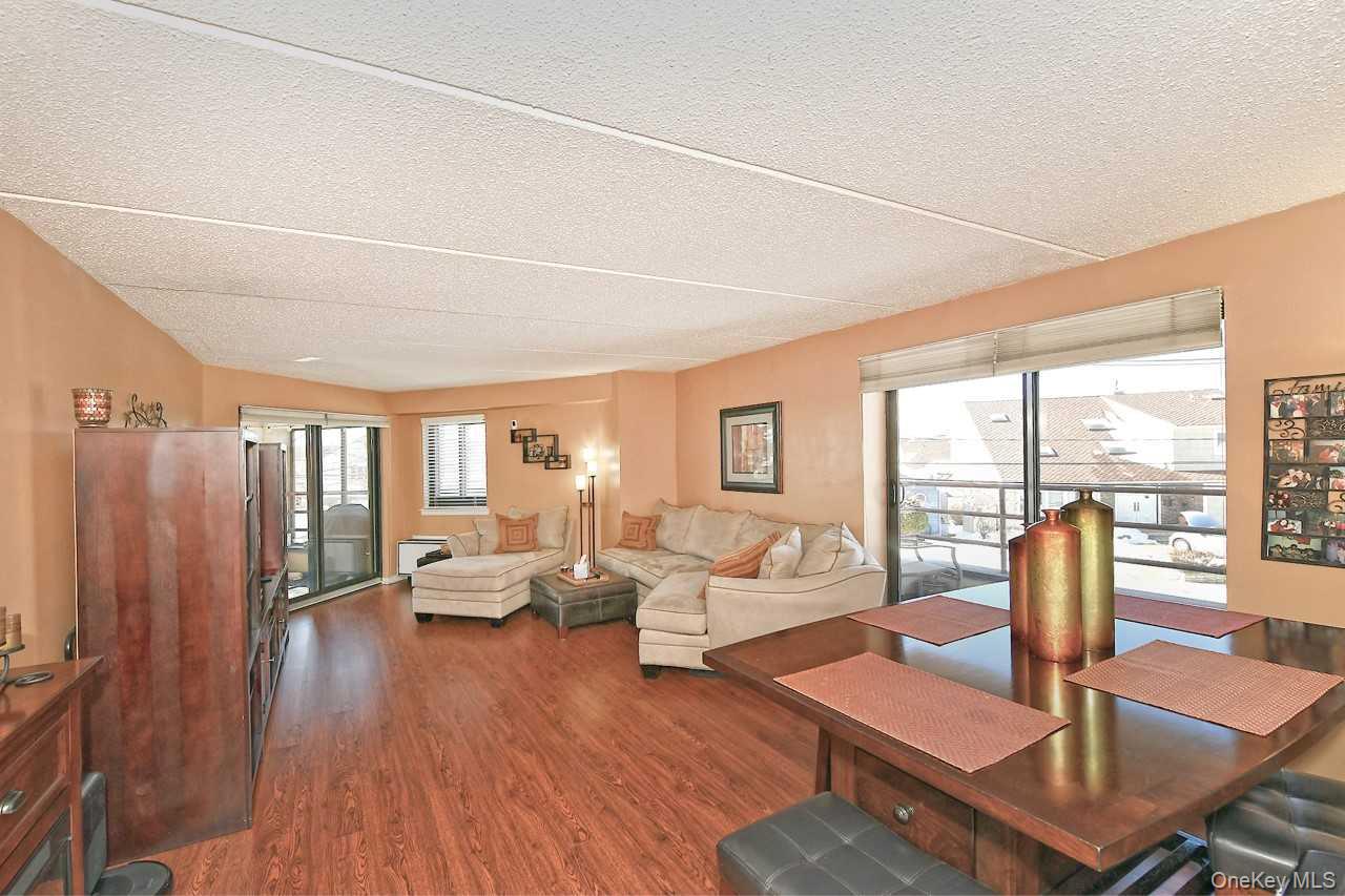 #11 photo, 725 Miller Avenue, Freeport , NY 11520